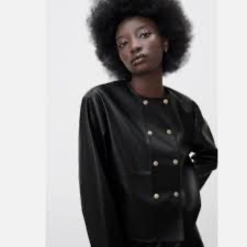 ZARA FAUX LEATHER black BLAZER jacket gold buttons size medium croppped